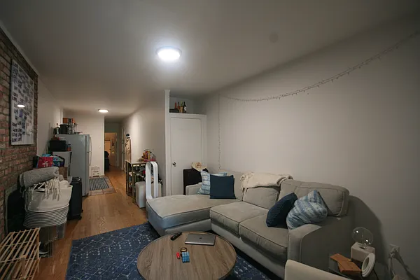 Rented by HH Realty | media 18