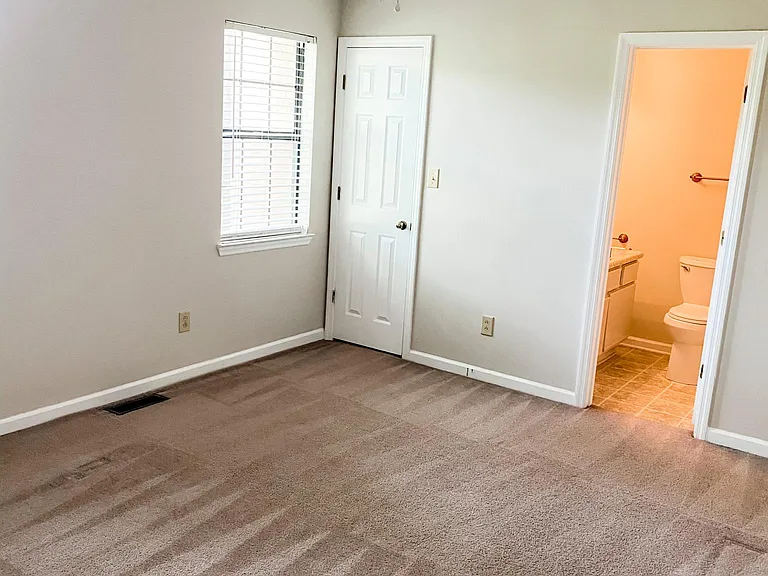 Bedroom #2 with en-suite bathroom
