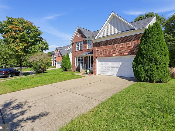 4th image of 3252 Gossett Ct