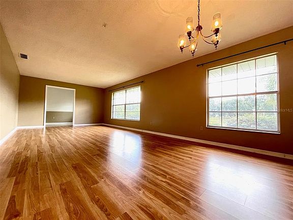 4th image of 5796 Valerian Blvd