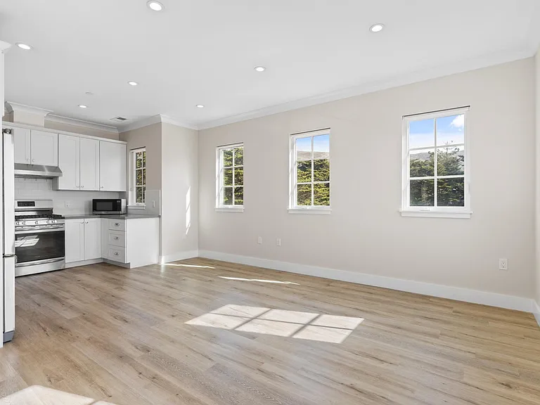 195 Carmel Ave #A — Photo 20