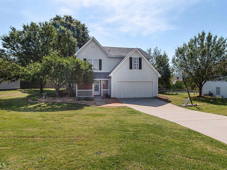 1st image of 505 Cambridge Way