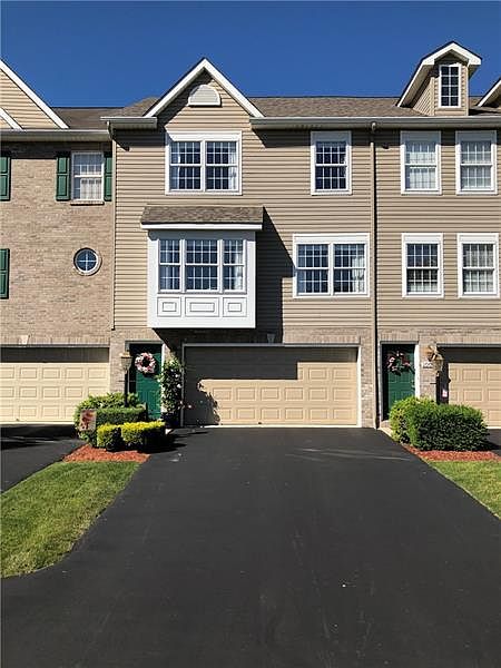 1st image of 2010 Ashburn Ct