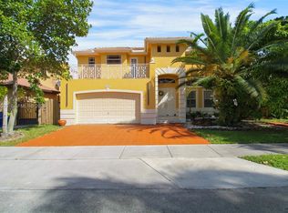 Petes Place, Miami, FL 33193
