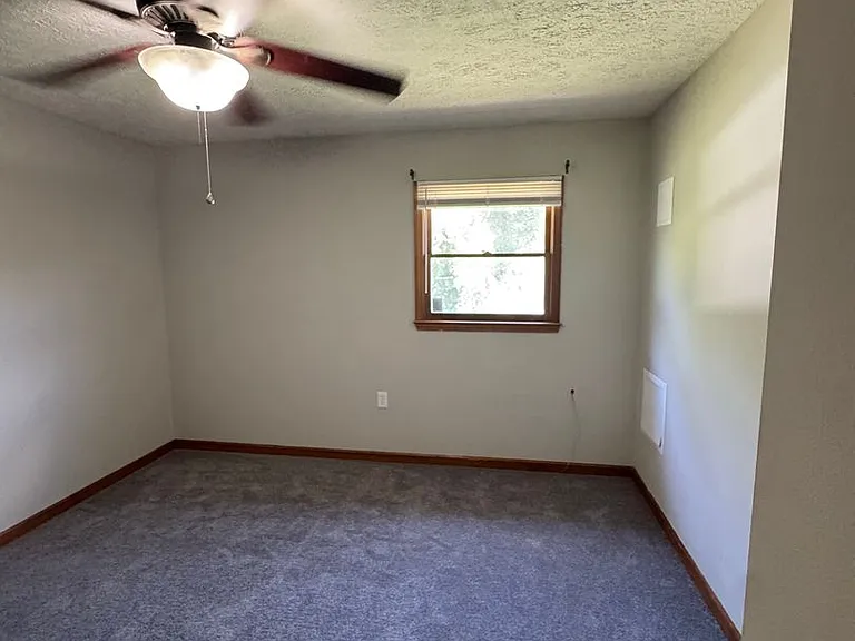 4774 Mayfield Dr #1-4 — Photo 12