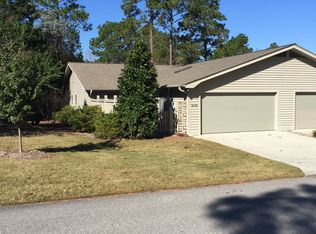 6130 Inland Greens Dr, Wilmington, NC 28405