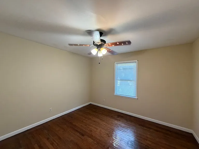 118 Sandy Way — Photo 13