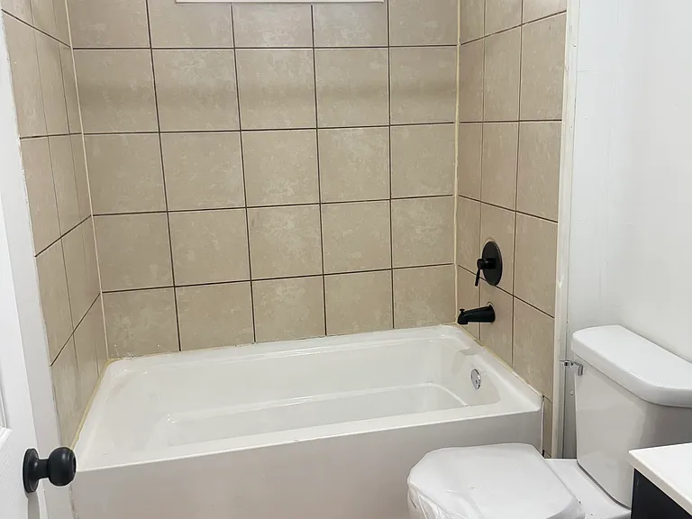 16007 Huntmere Ave #1 — Photo 7