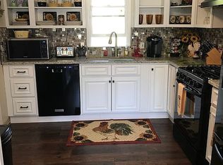 513 Fairway Dr, Church Hill, TN 37642