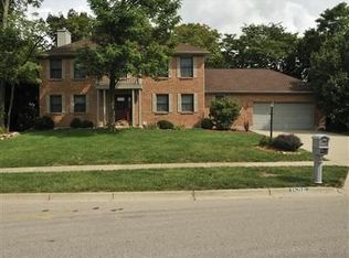 1506 Viewpoint Dr, Dayton, OH 45434