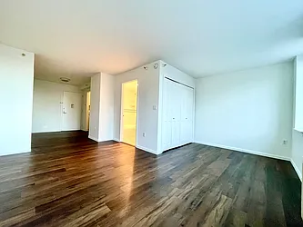 Rented by Addison Property Group