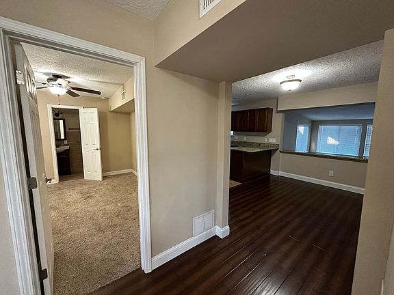 5th image of 5129 Griffin Ln