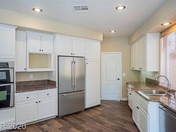 3rd image of 8217 Taos Paseo Ave