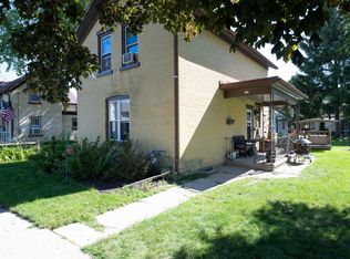 115 N 9th St, Watertown, WI 53094