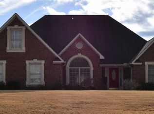 210 Memory Ln, Stockbridge, GA 30281