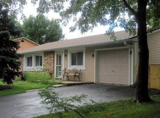 835 Summit Ln, Bolingbrook, IL 60440