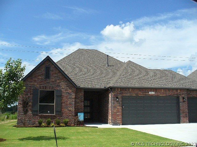 1st image of 23215 E 103rd Pl