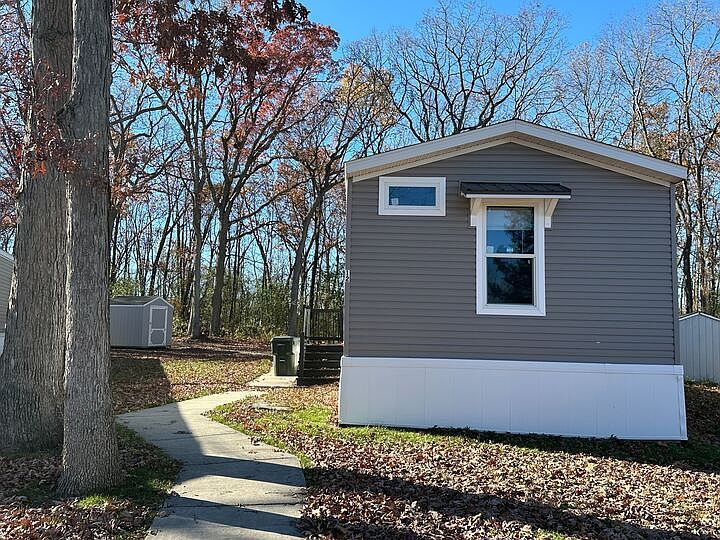 1st image of 47 Bluebird Hill Dr #334
