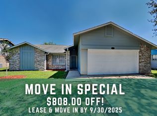 16302 N Cross Dr, Houston, TX 77073