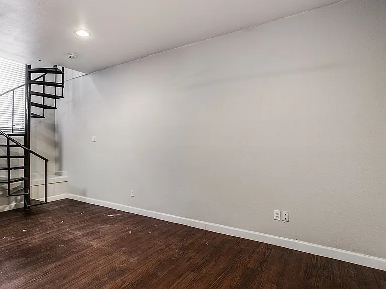 5114 Bryan St — Photo 7