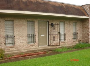 9513 Braeburn Glen Blvd, Houston, TX 77074