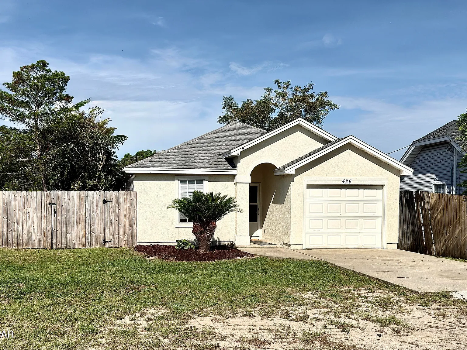 3 bed, 1257 sqft, $2,295 — Photo 1