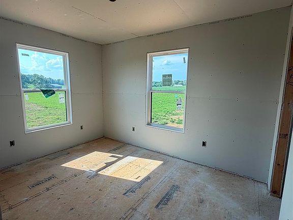 5th image of 1161 Erwin Rd