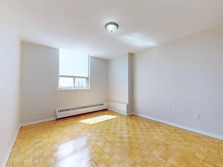 100 York Gate Blvd — Photo 9