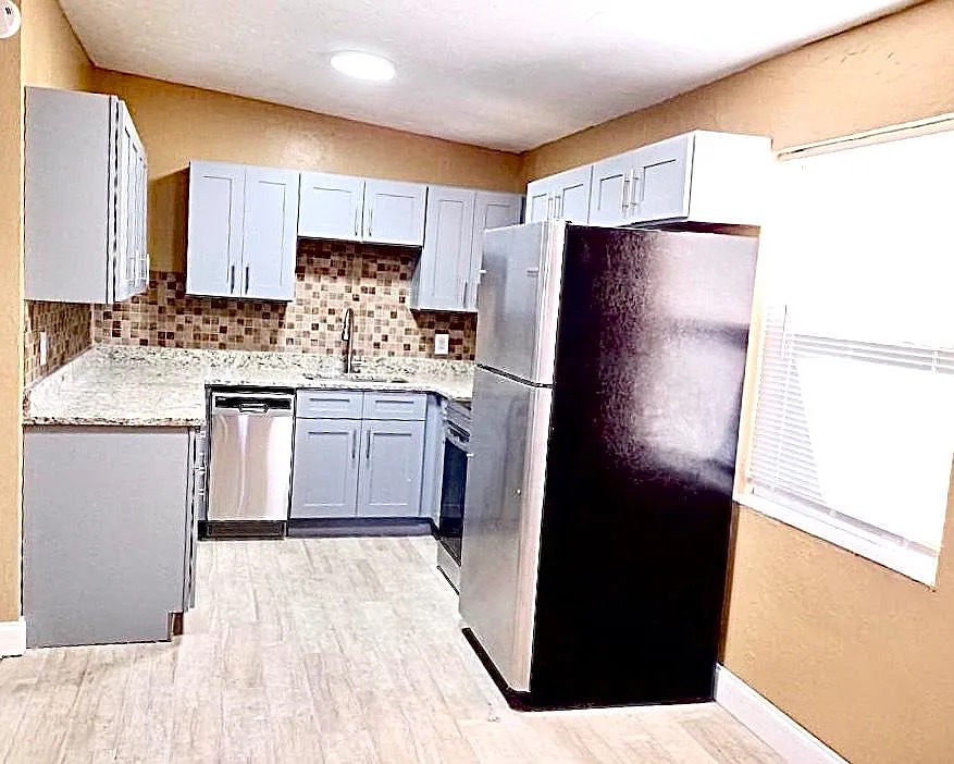 3 bed, 1092 sqft, $1,600 — Photo 4