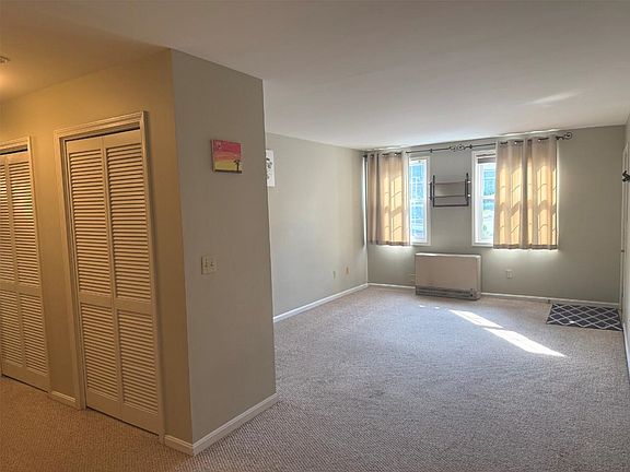 2nd image of 2 North Franklin Street #4