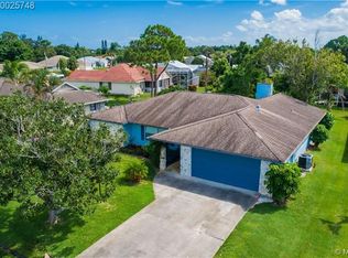 1186 SE Menores Ave, Port Saint Lucie, FL 34952