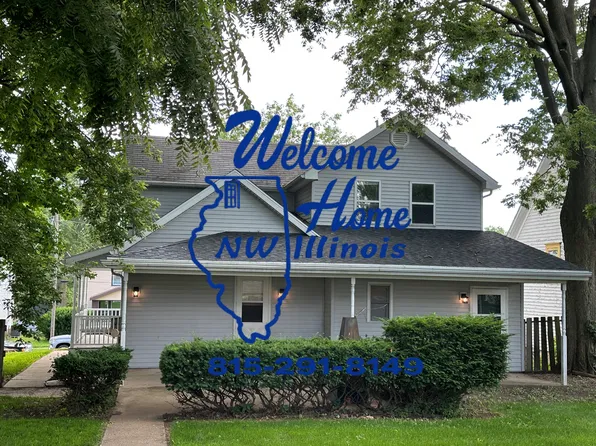 734 W Ordway St, Freeport, IL 61032