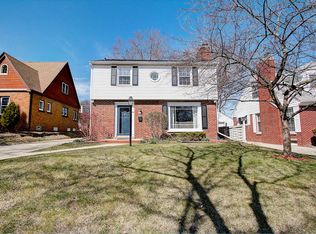 205 N 85th St, Wauwatosa, WI 53226