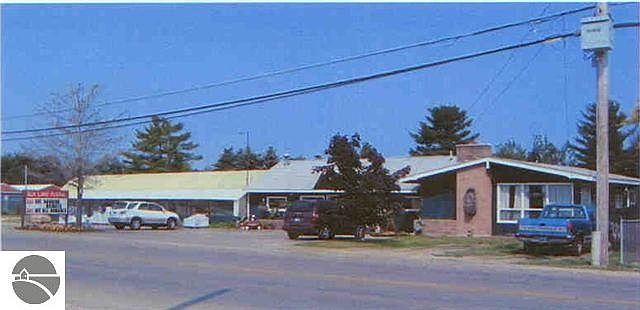 1st image of 8628 Cairn Hwy