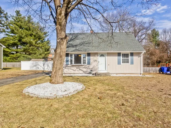 6 Martin Terrace, Enfield, CT 06082
