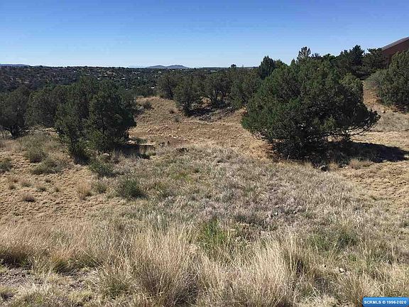3rd image of 21 Antelope Run