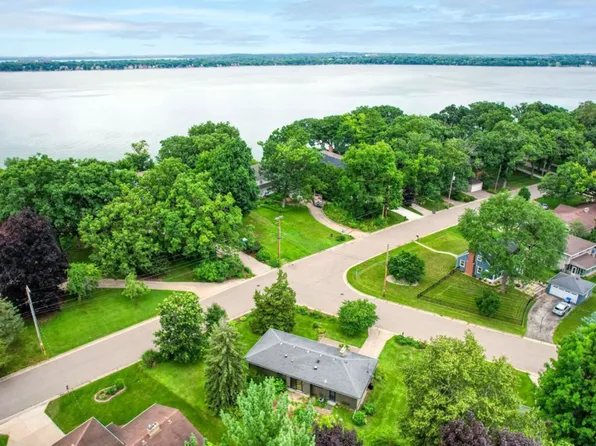 916 W Dean Ave, Madison, WI 53716