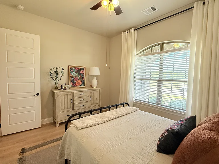 8805 Cedar Basin Dr — Photo 6