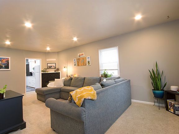2nd image of 518 W 28th St