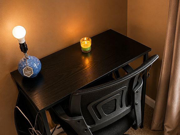 4th image of 1592 Pressley Ln #4