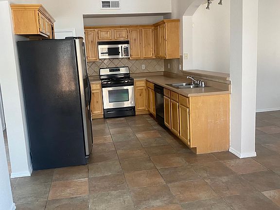 3rd image of 13705 Paseo Hermoso Dr