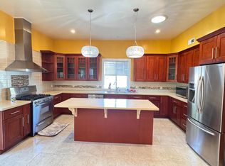 4738 Hillside Dr, Castro Valley, CA 94546