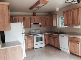 980 Essex Ct, Fairbanks, AK 99712