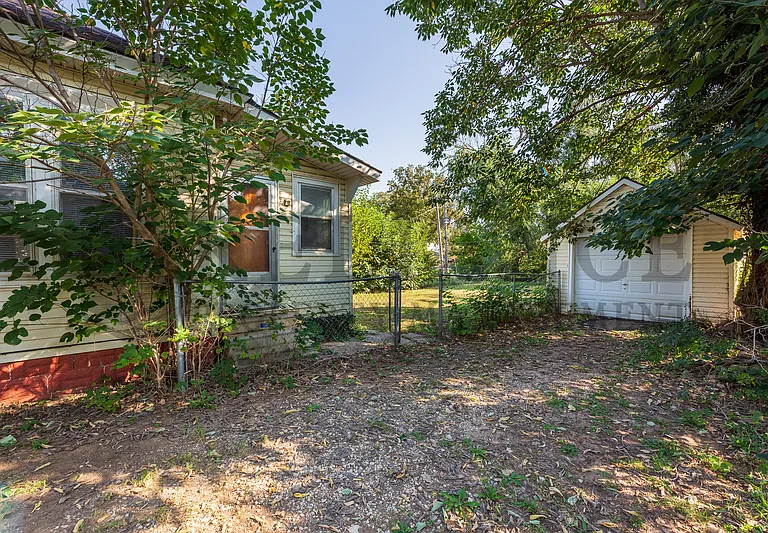 308 N Reno St — Photo 3