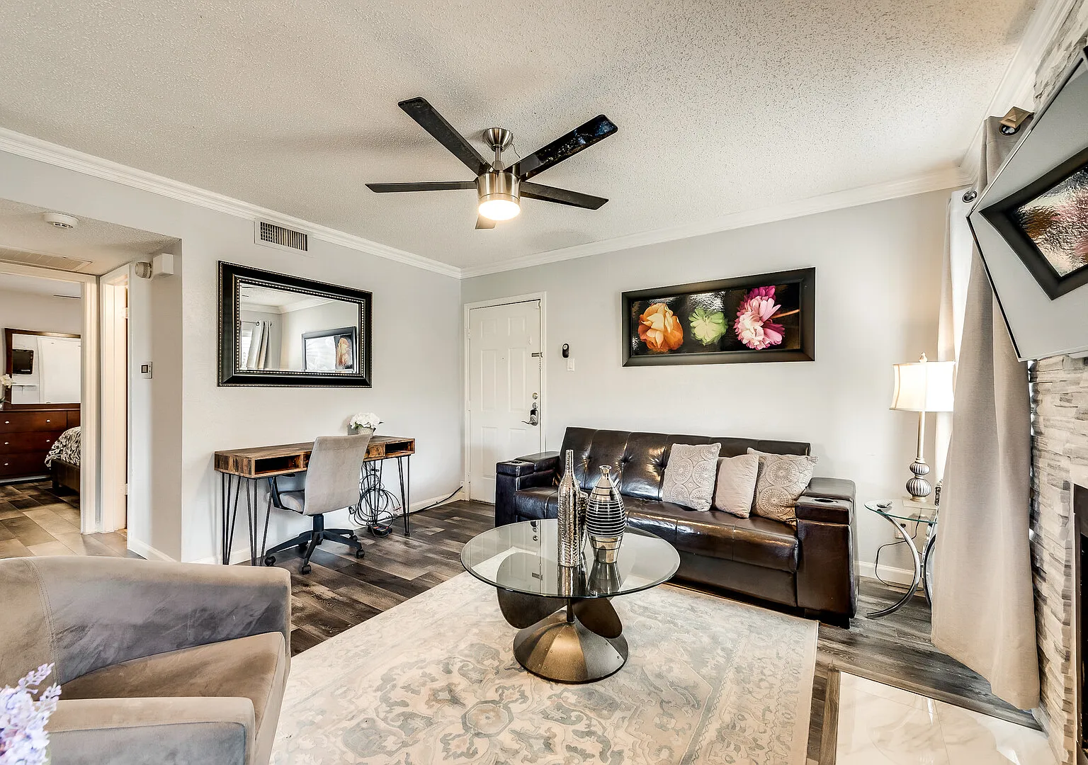 I00 World Cup Stay - 18min to AT&T - Sleeps 4 - Free Parking — Photo 3