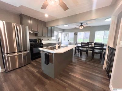 7550 Joseph Ave, La Vista, NE, 68128
