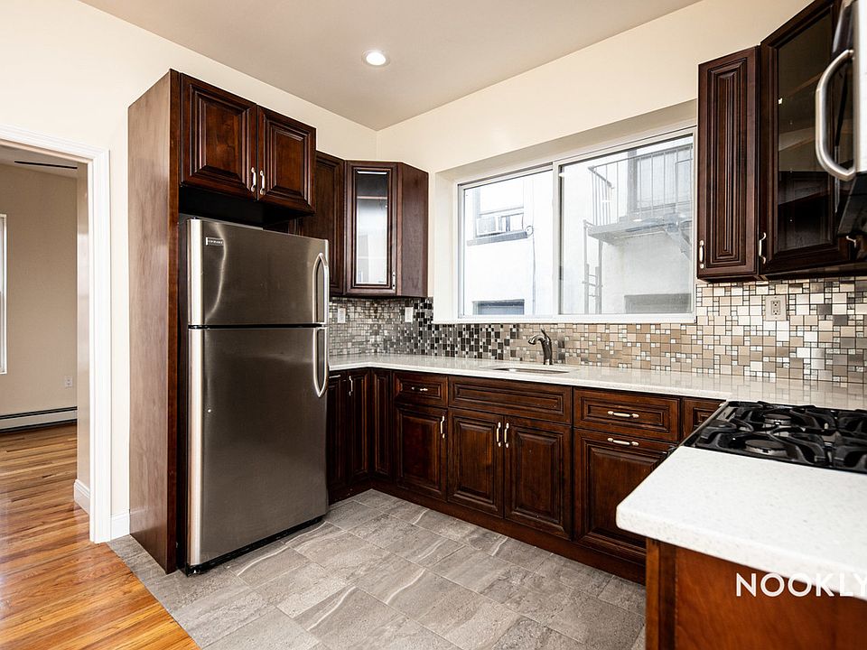 1st image of 444 Suydam St #2R