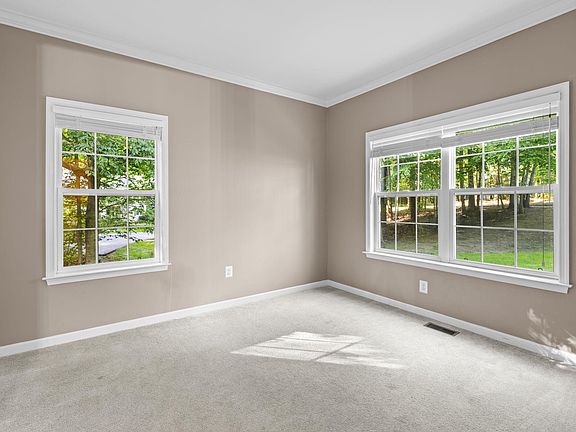 5th image of 210 Walnut Creek Rd