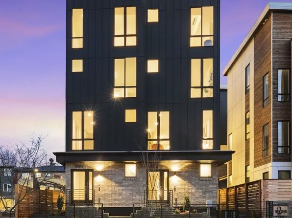 218 D 10th Avenue E, Seattle, WA 98102