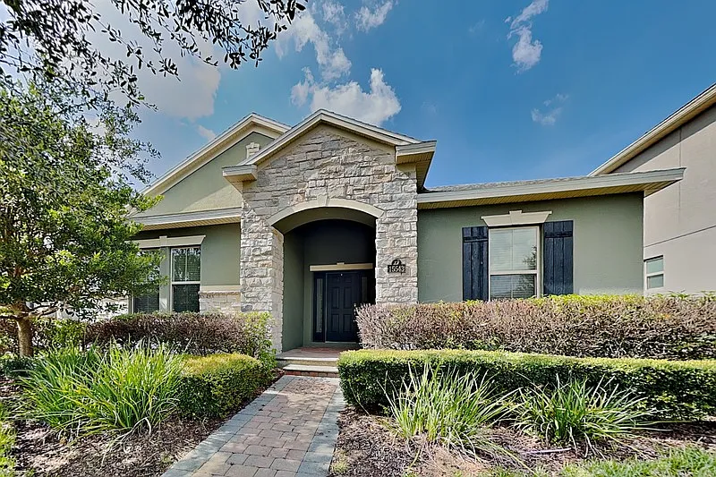 15543 Waterleigh Cove Dr